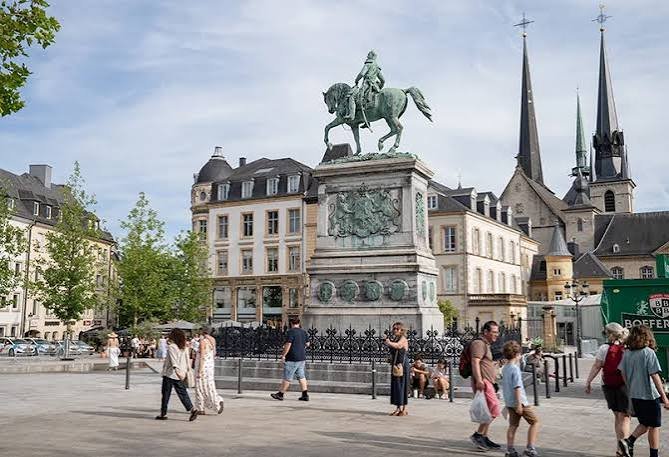 Luxembourg overseas employment opportunities